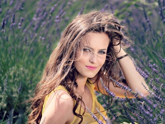 Protect Your Hair From Heat Damage Featured Image