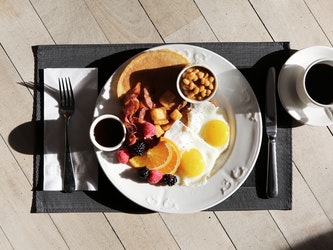 Healthy Breakfast Tips Featured Image