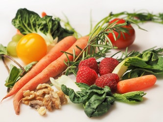 Foods That May Help Fight Cancer Featured Image