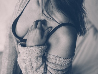 Lift Your Breasts Naturally Featured Image