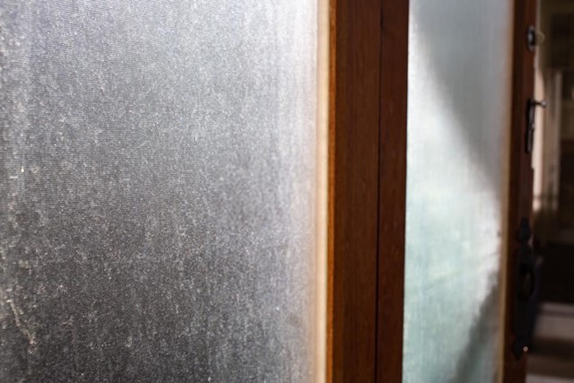 use translucent glass for home décor