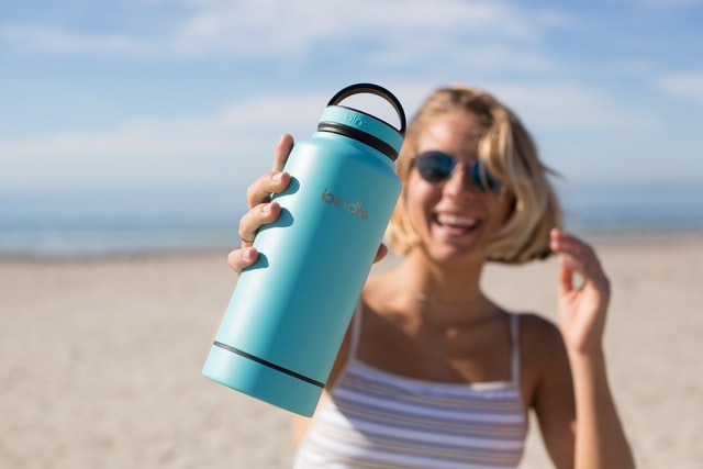 Vacuum Insulated stainless steel water bottle