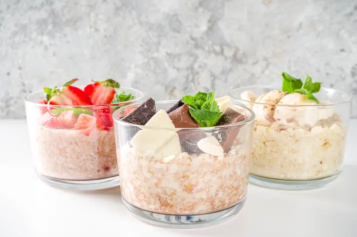 Vanilla Bean Overnight Oats Recipe