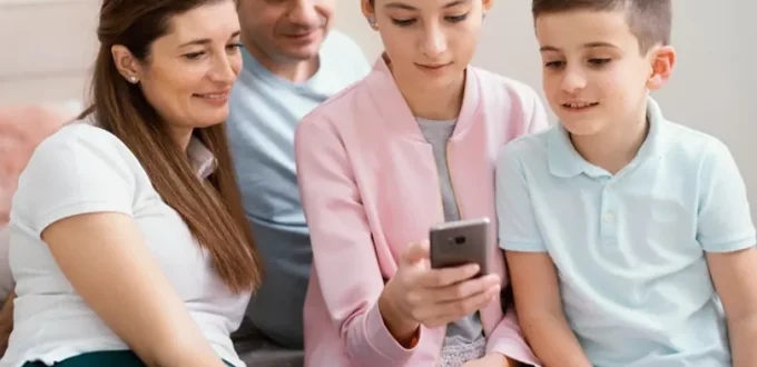 How to Utilize Messaging Services as a Parent