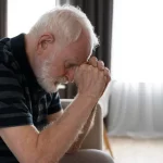 What Are Signs That May Indicate Alzheimer's Disease?