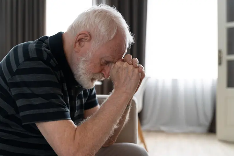 What Are Signs That May Indicate Alzheimer's Disease?